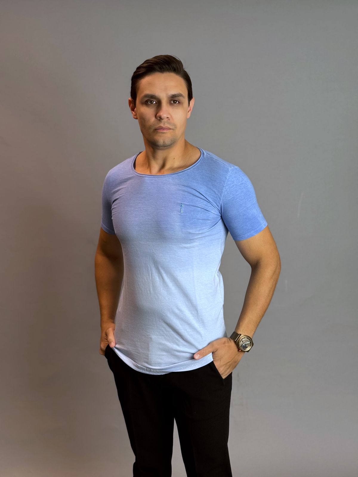 Camisa Gola Careca Masculina - Azul Degradê
