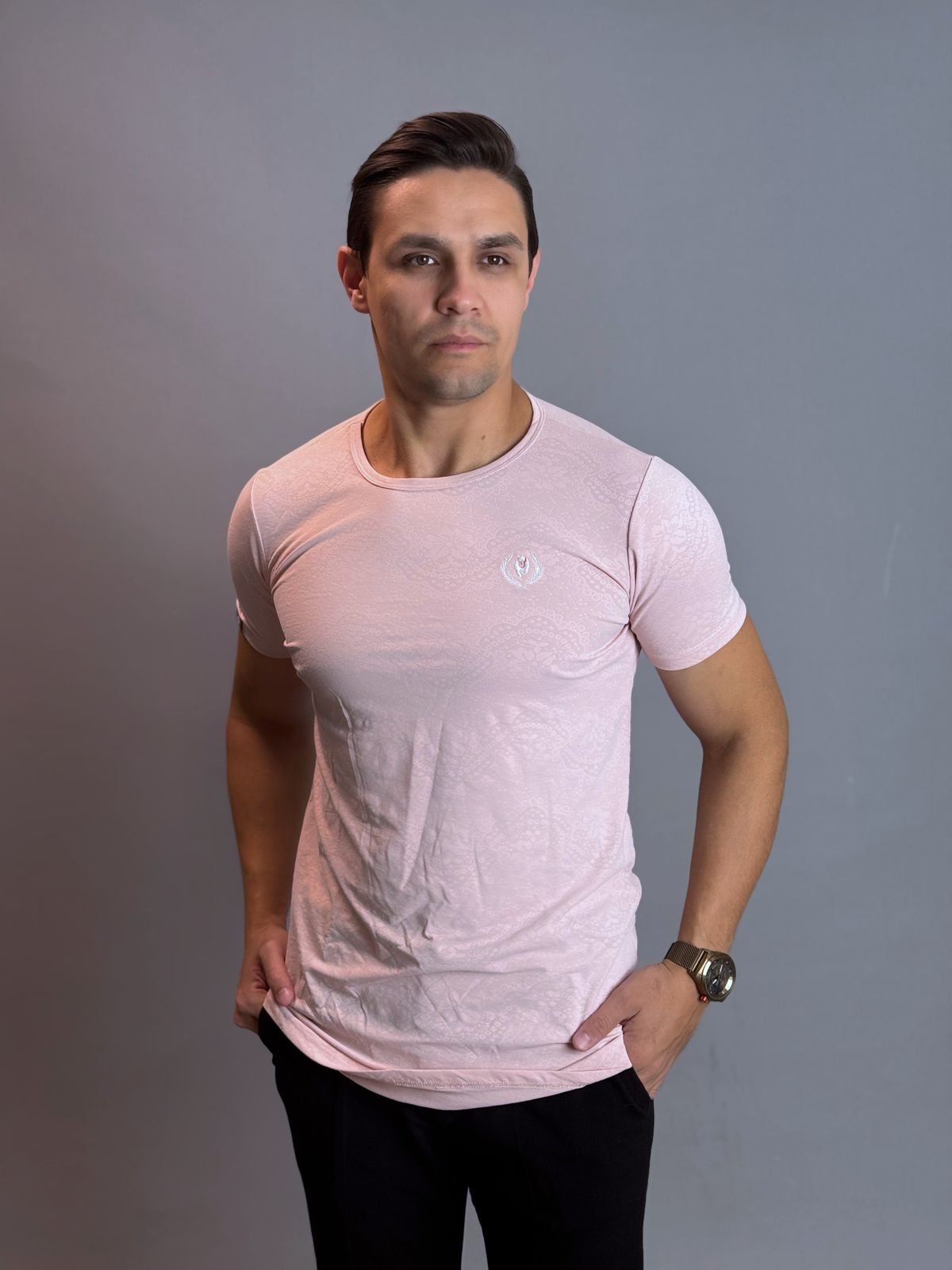 Camisa Gola Redonda Masculina - Rosa Bebê