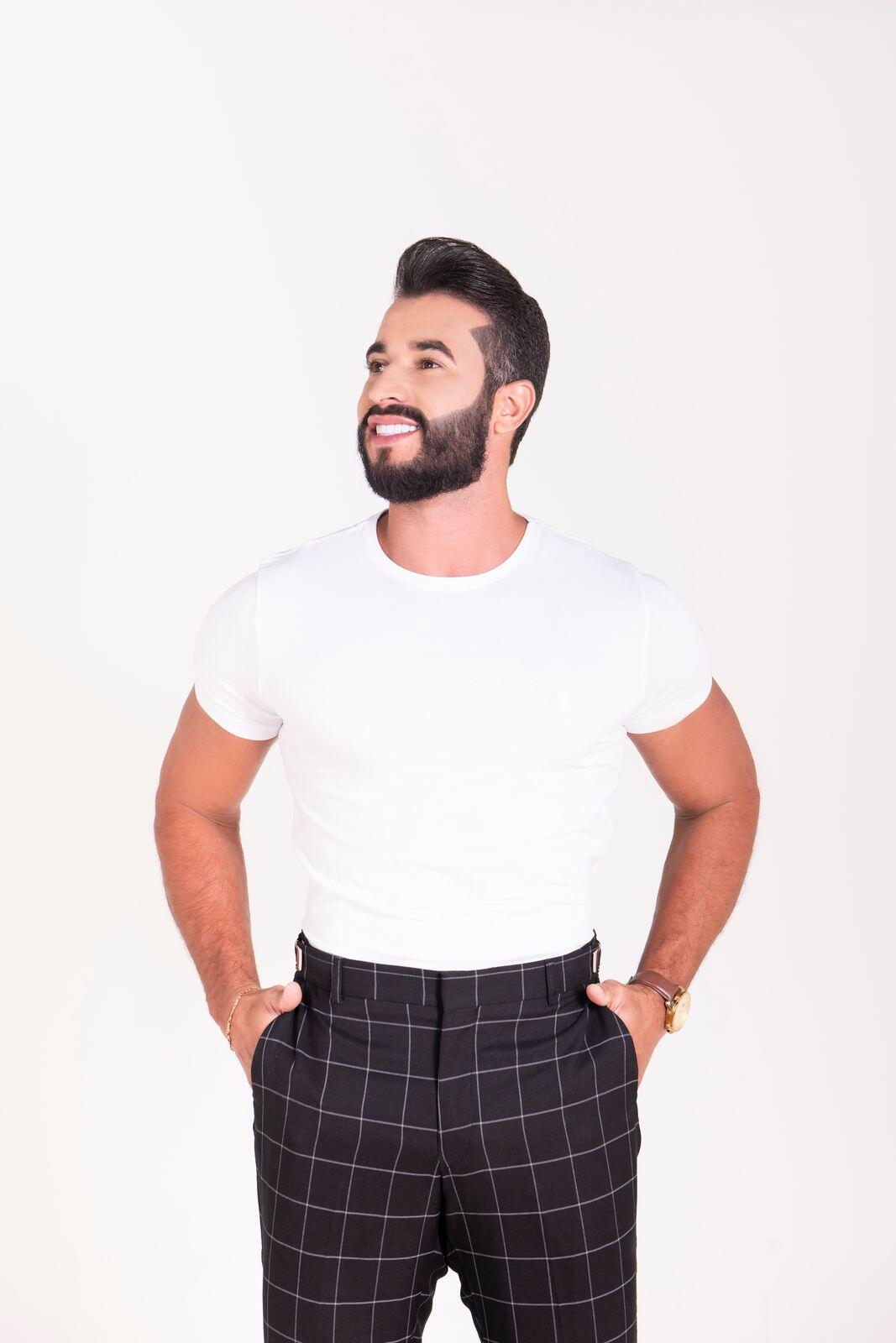 T-Shirt Masculina Algodão Egípcio