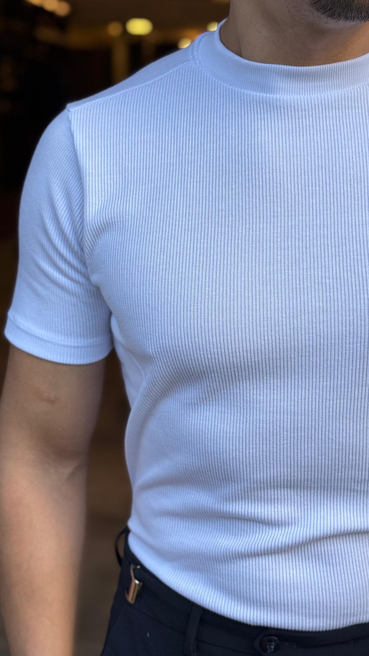 T-Shirt Masculina Rilievo