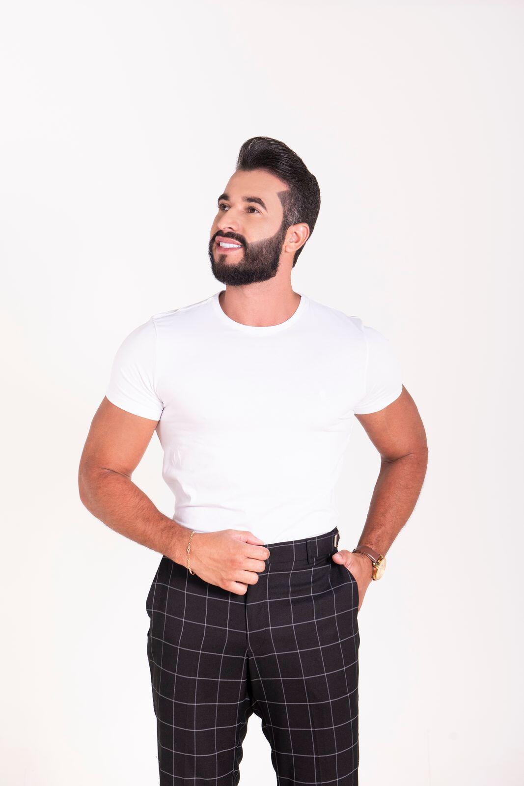 T-Shirt Masculina Algodão Egípcio