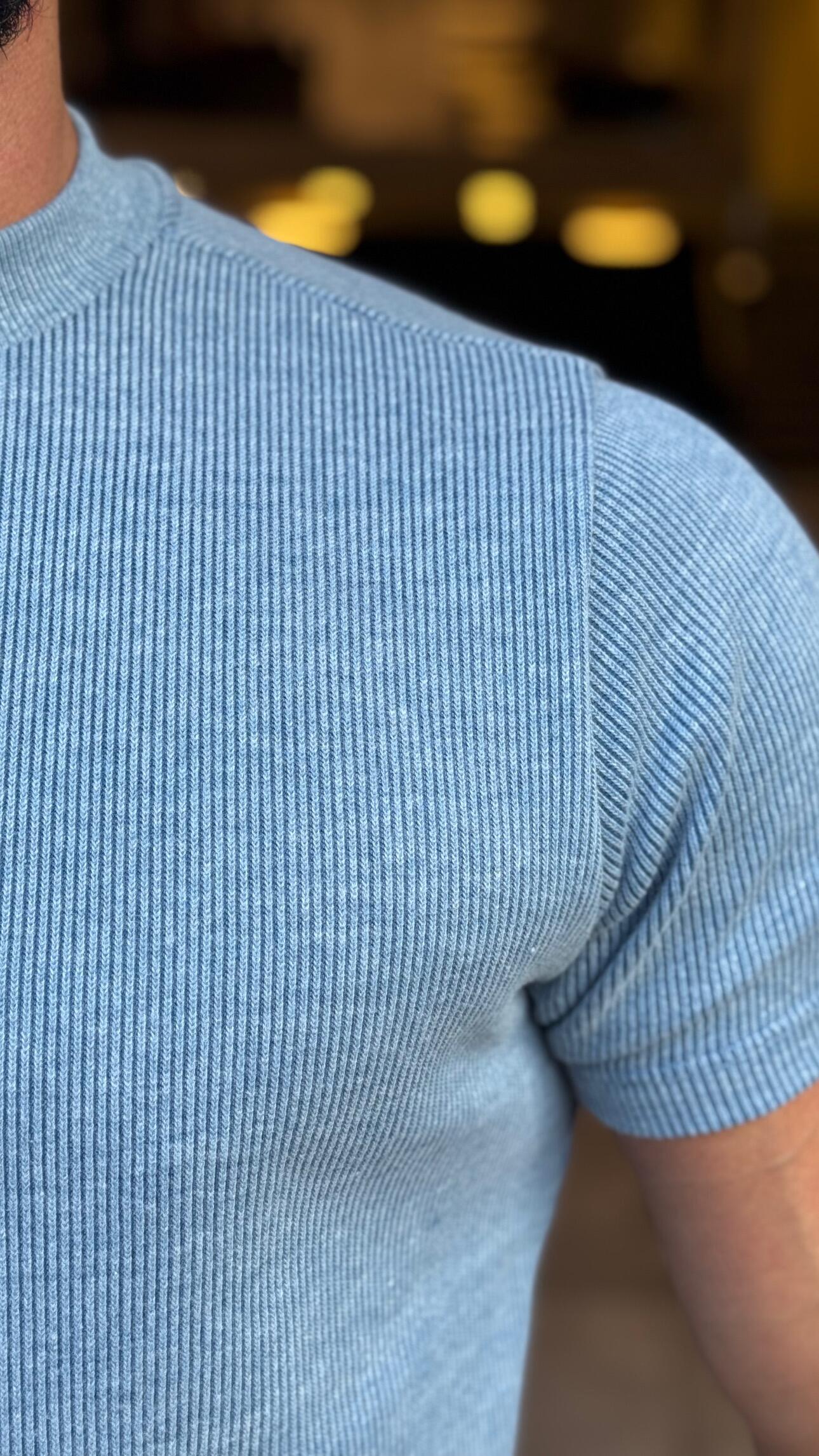 T-Shirt Masculina Rilievo