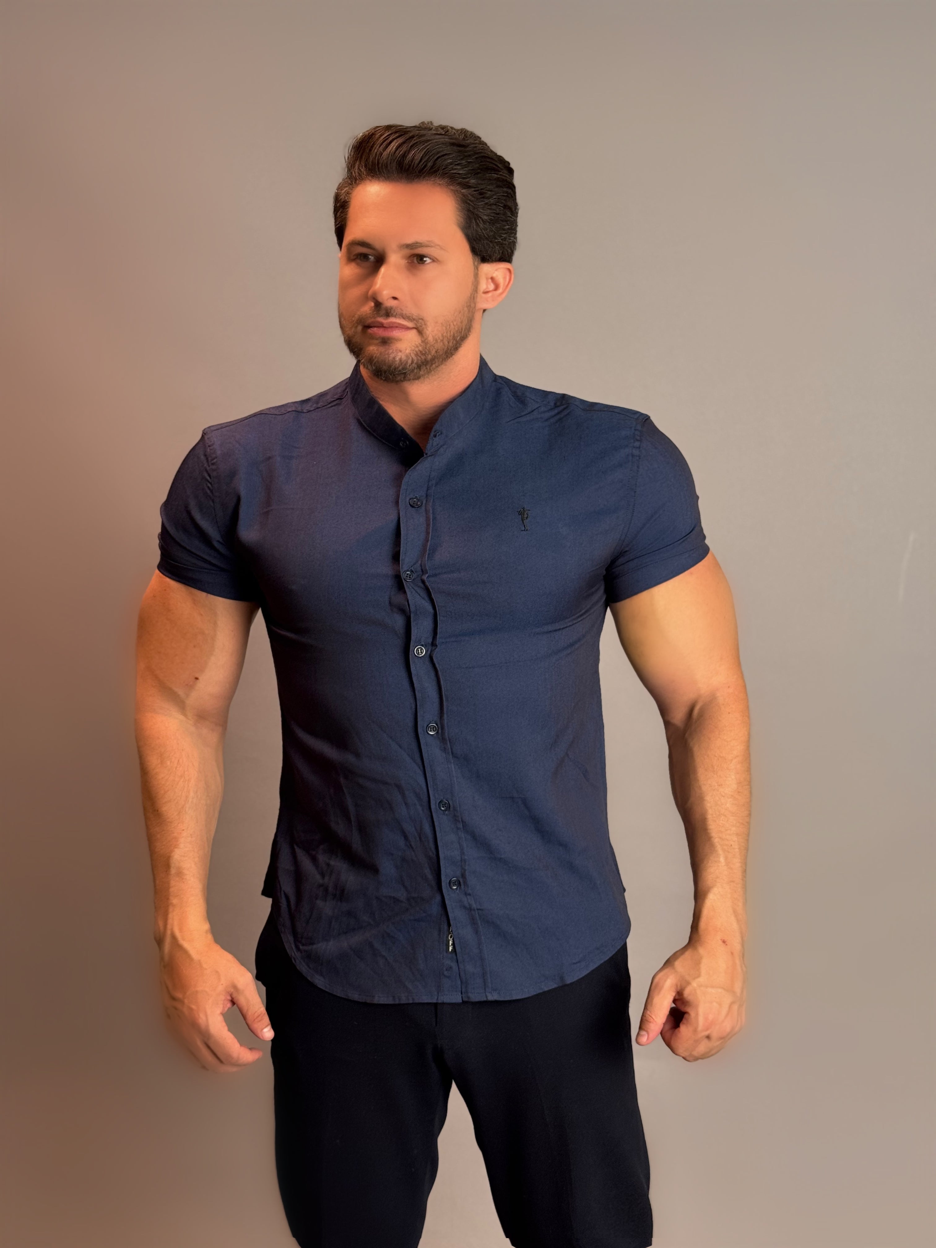 Camisa Social Masculina Gola Padre com Botão - Azul Marinho