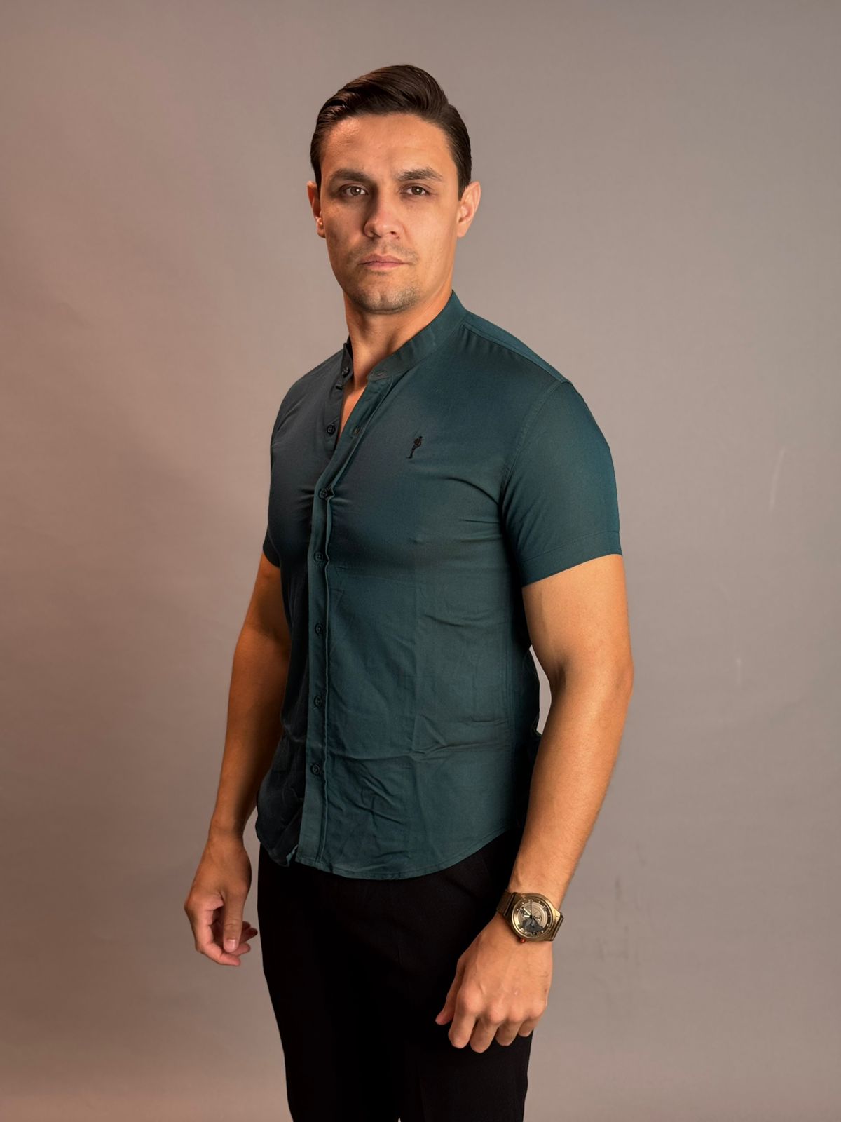 Camisa Social Masculina com Botão Manga Curta - Verde