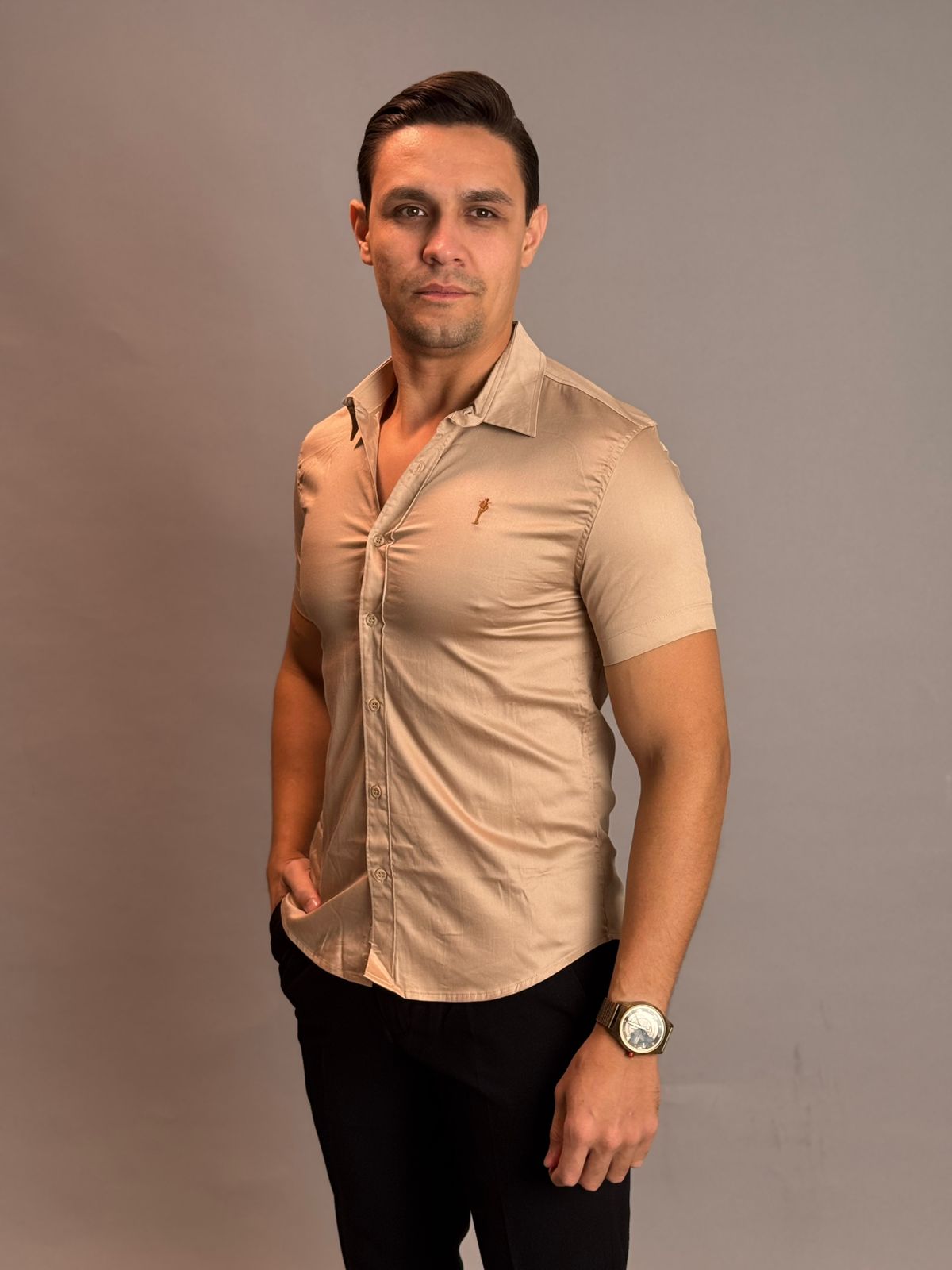 Camisa Social Masculina com Botão Manga Curta - Bege