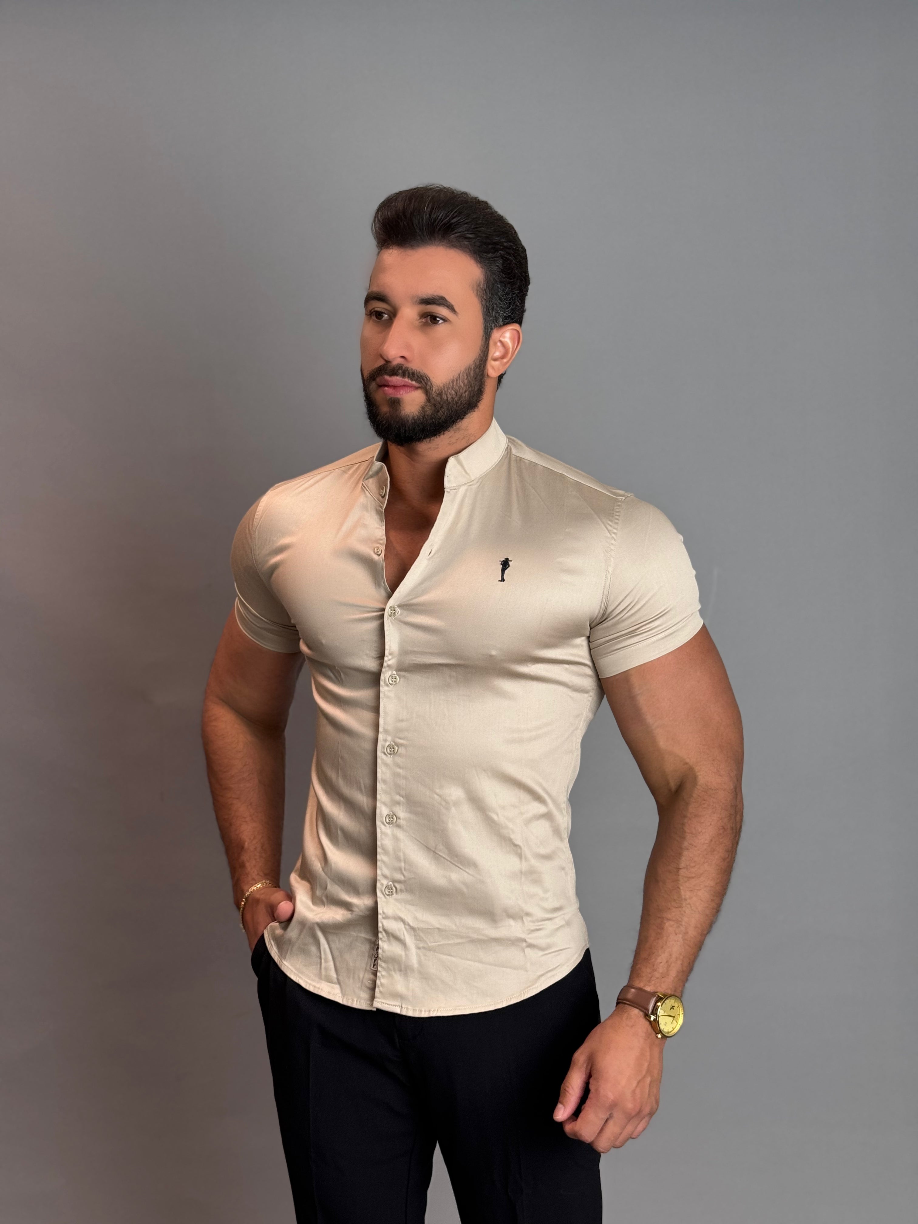 Camisa Social Masculina Gola Padre com Botão - Bege