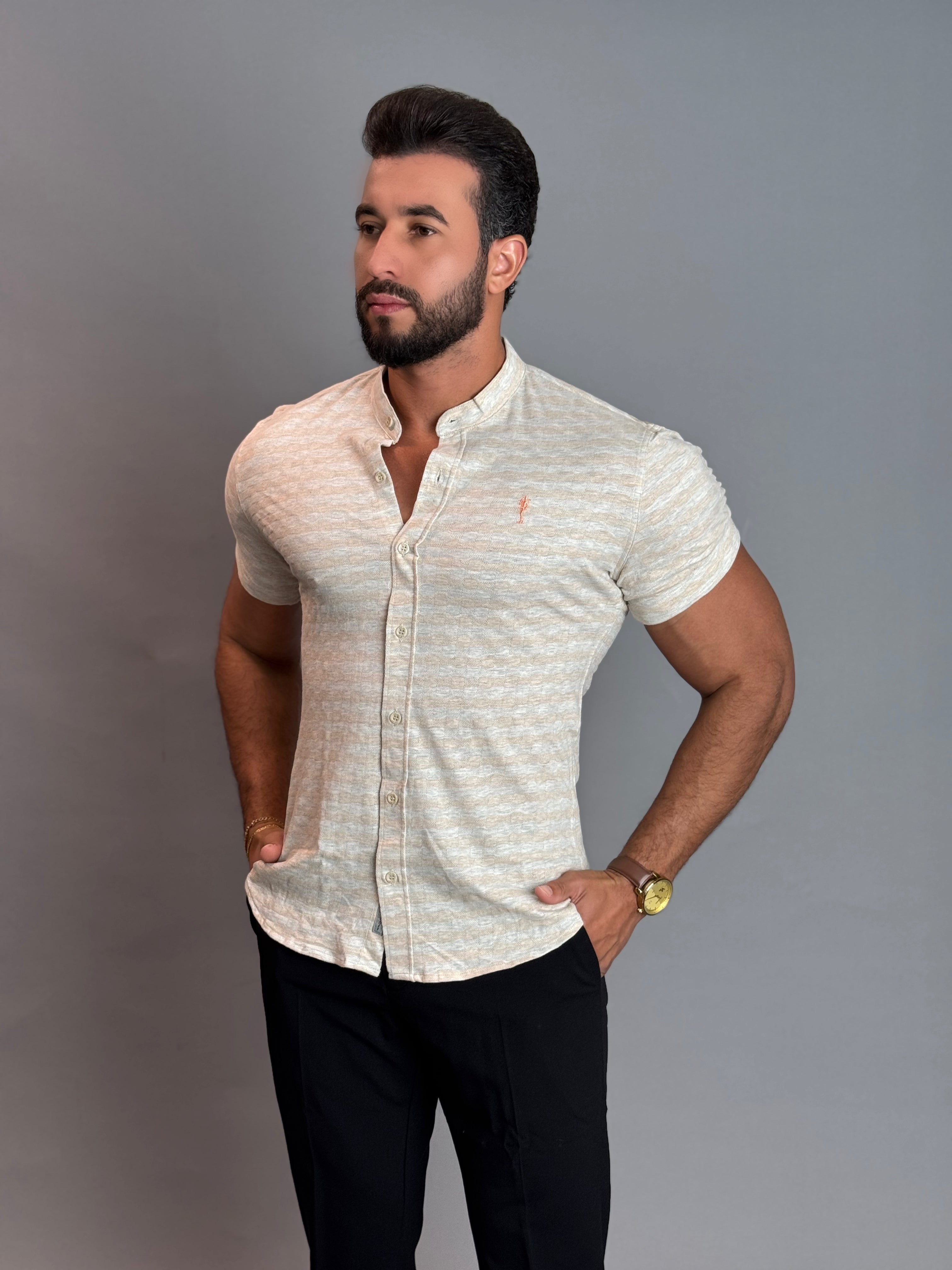 Camisa Social Masculina Gola Padre com Botão - Texturizada Bege
