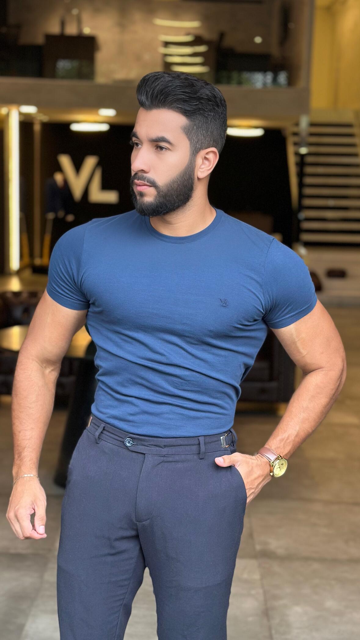 T-Shirt Masculina Algodão Premium