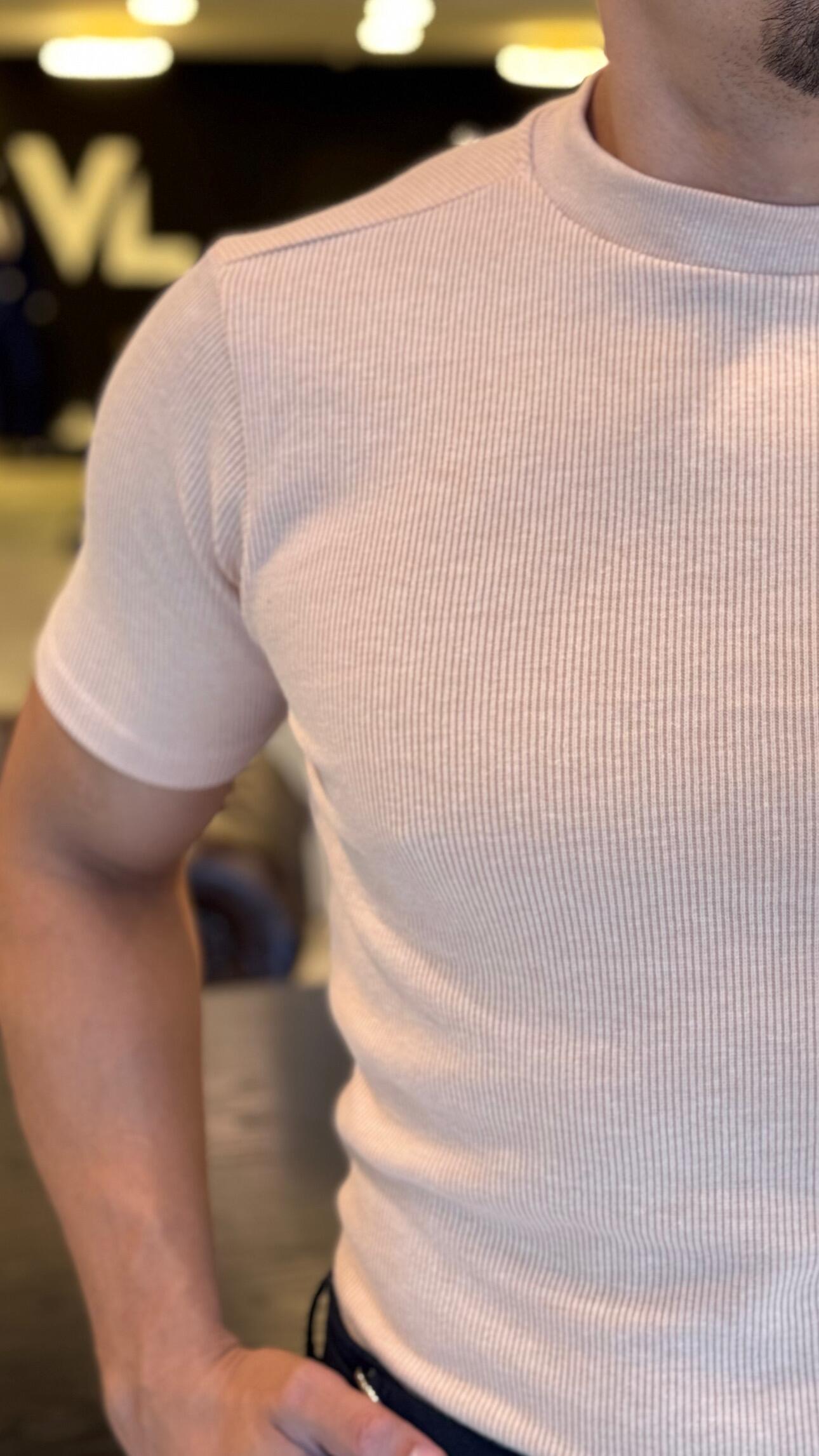 T-Shirt Masculina Rilievo