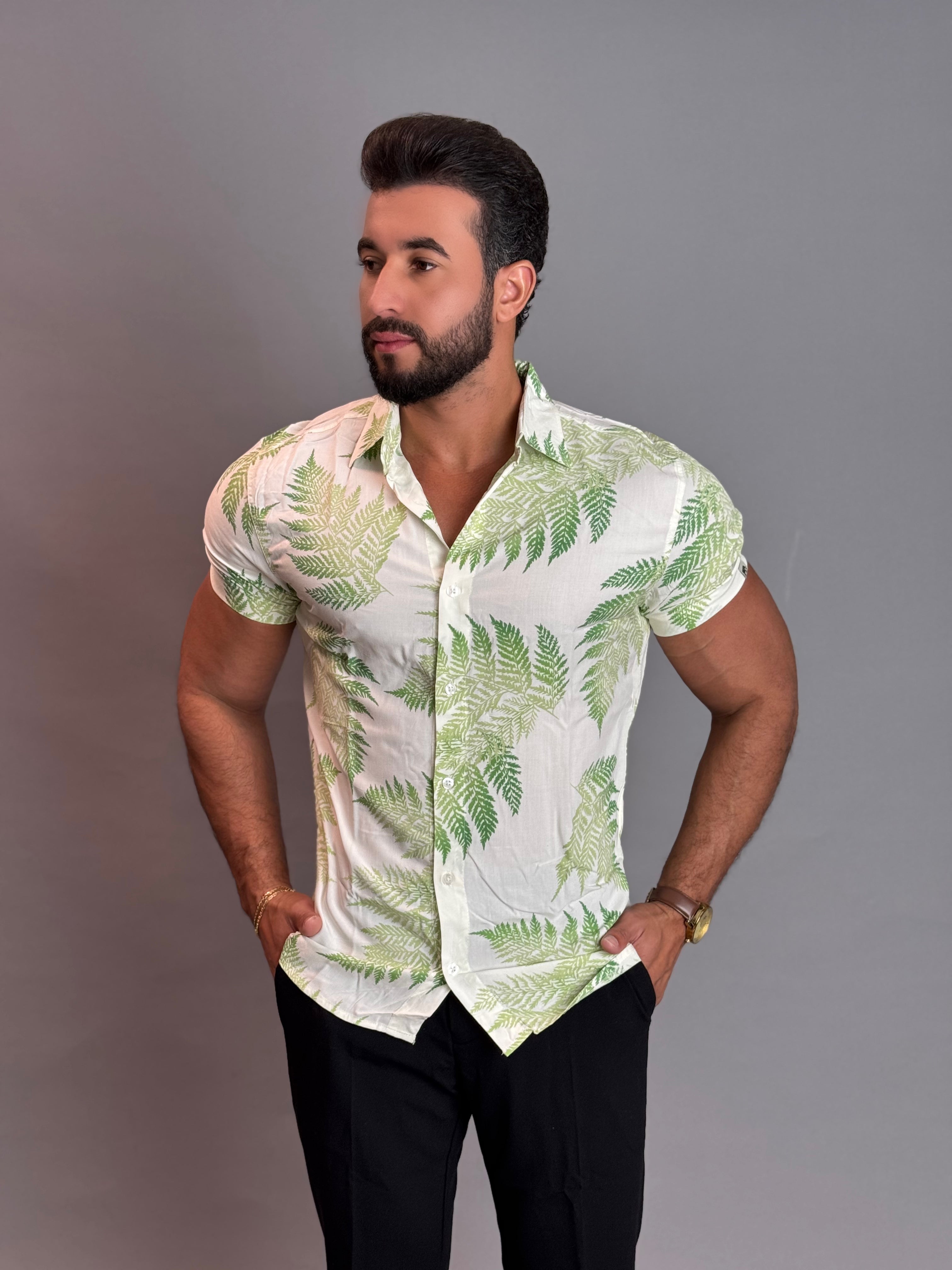 Camisa Social Masculina com Botão Manga Curta - Estampada