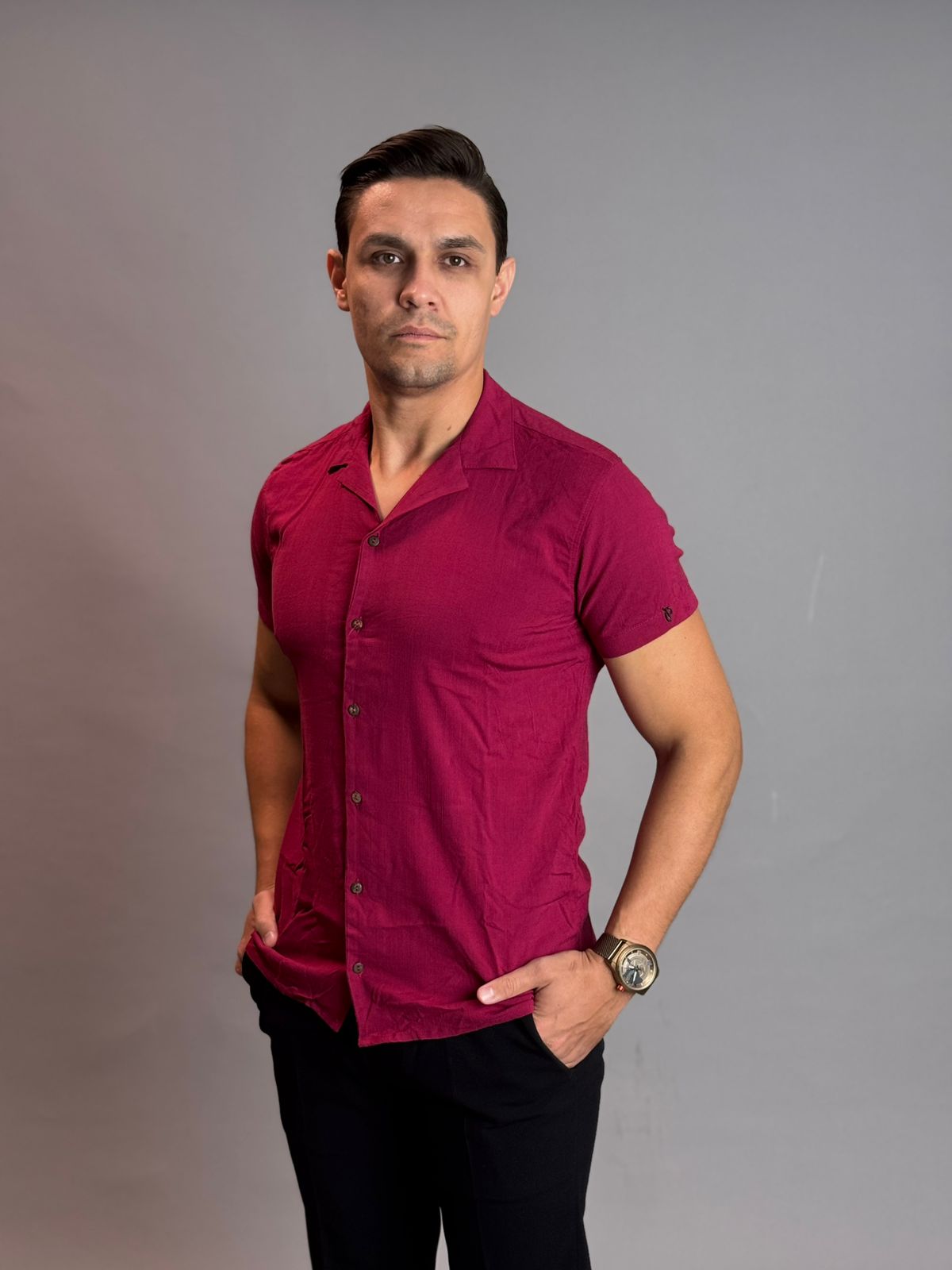 Camisa Social Masculina com Botão Manga Curta - Fúcsia