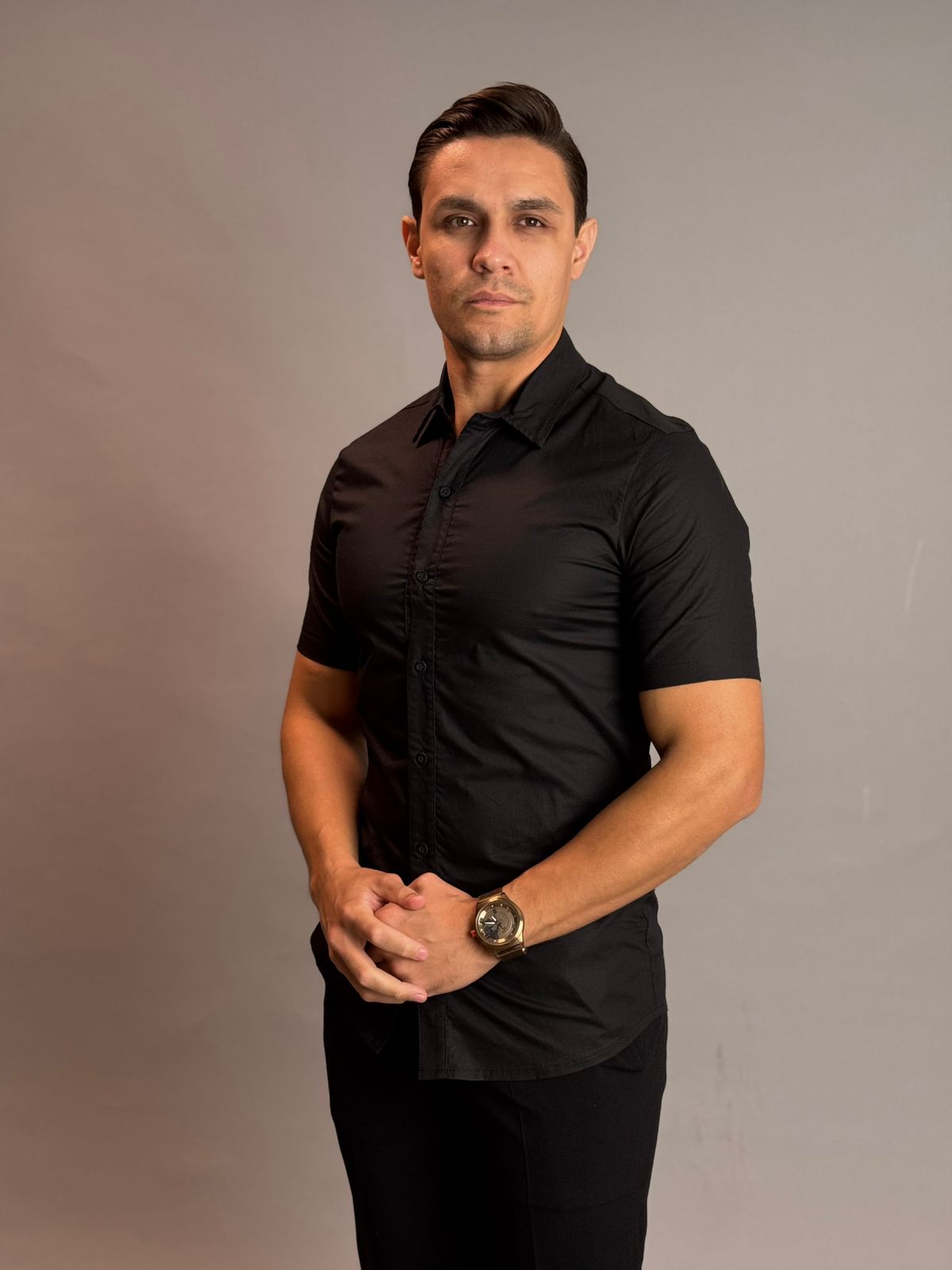 Camisa Social Masculina com Botão Manga Curta - Preta